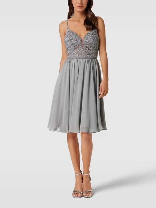 Luxuar Cocktailkleid Mit Zierbesatz – Silber 1