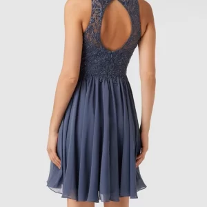 Laona Cocktailkleid Mit Floralen Stickereien Und Ziersteinen – Rauchblau 15